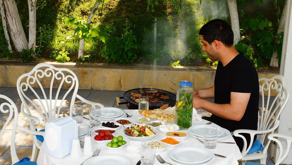 River Side Hotel Мингечевир Екстериор снимка