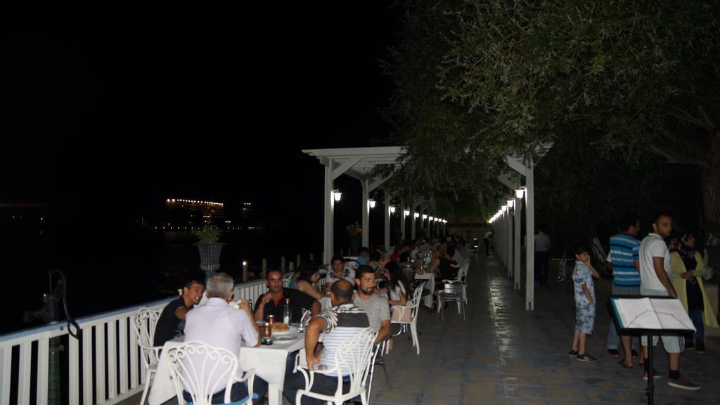 River Side Hotel Мингечевир Екстериор снимка