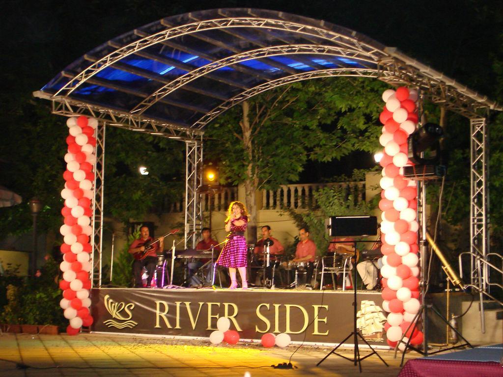 River Side Hotel Мингечевир Екстериор снимка
